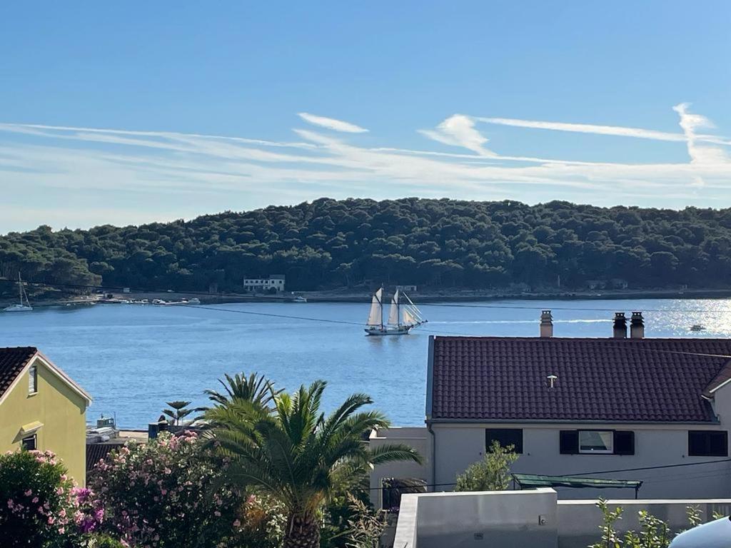 Apartments Losinj Sunset Mali Losinj Bagian luar foto